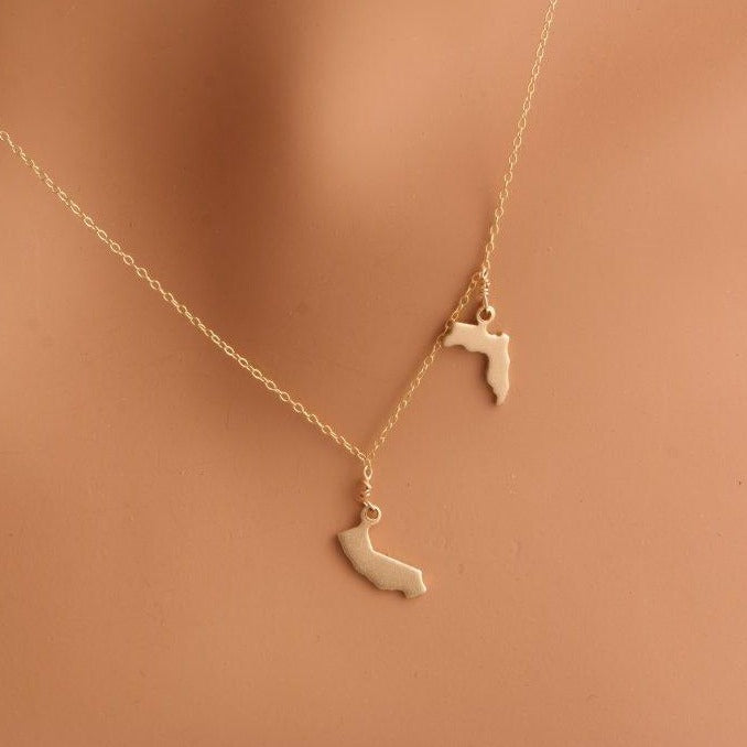 Louisiana State Map Shape Pendant Necklace