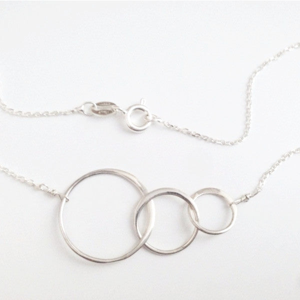 Gold 3 Circles Necklace – Sharon Vipond